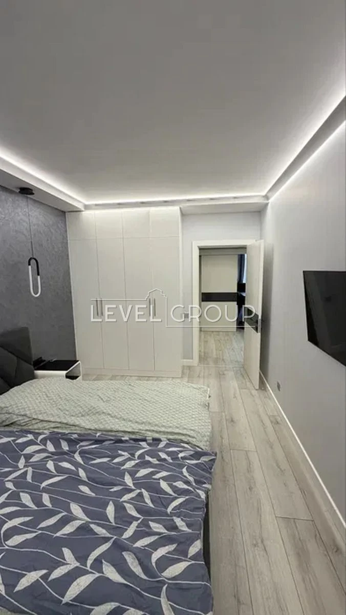 Продаж 3к квартири ЖК Яскравий, вул. Петра Калнишевського, 6