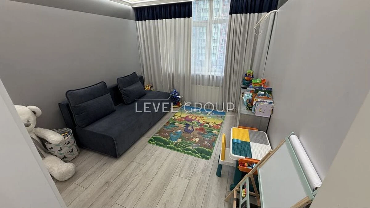 Продаж 3к квартири ЖК Яскравий, вул. Петра Калнишевського, 6