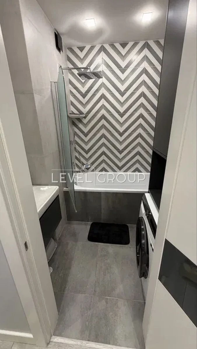 Продаж 3к квартири ЖК Яскравий, вул. Петра Калнишевського, 6