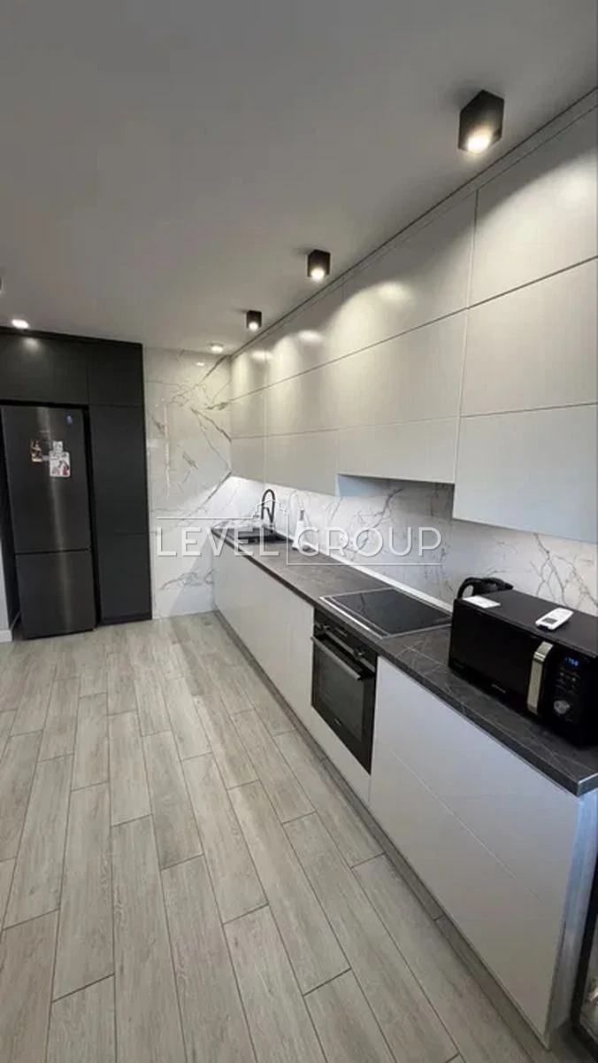 Продаж 3к квартири ЖК Яскравий, вул. Петра Калнишевського, 6