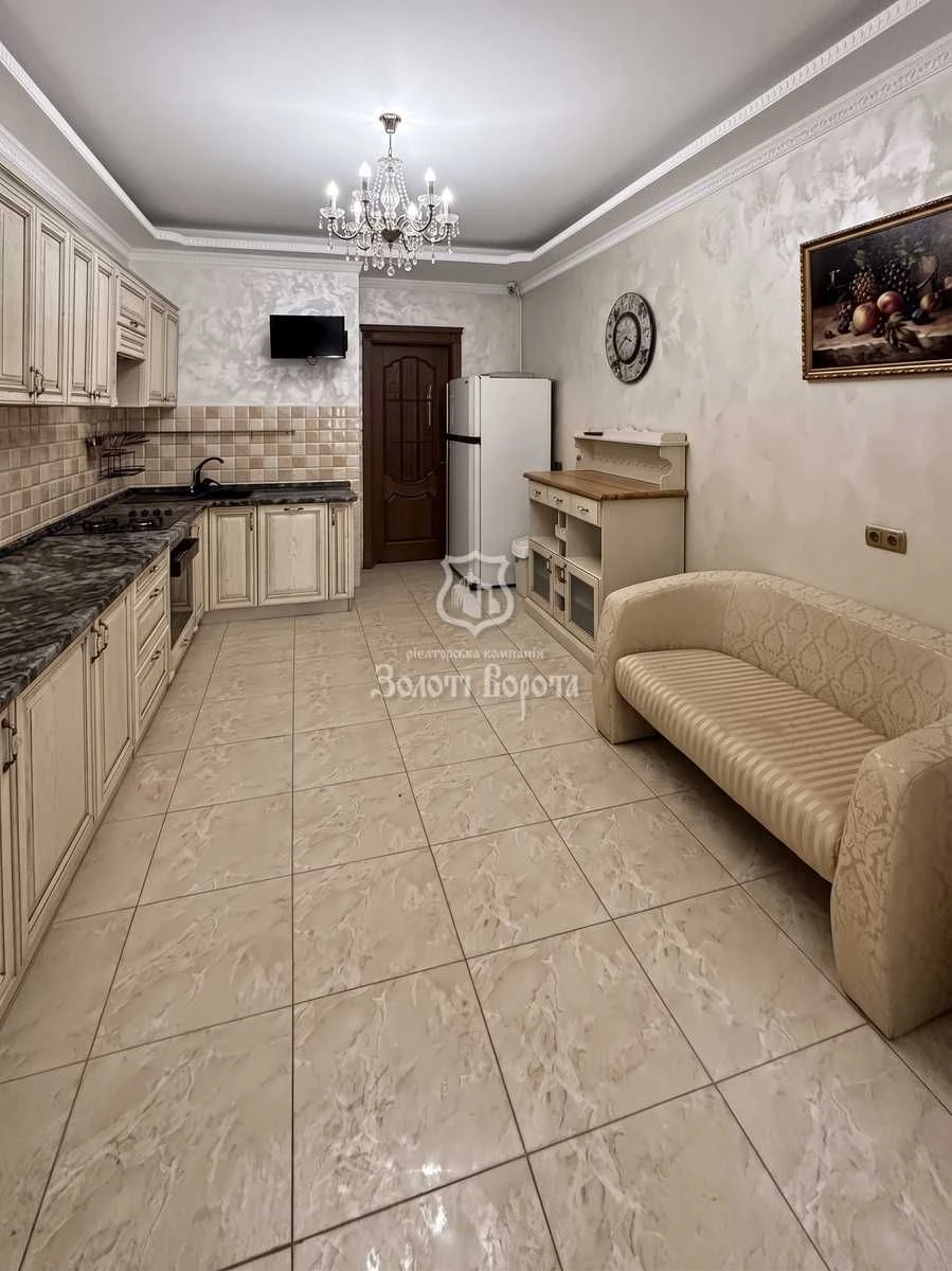 Квартира, 3к. Євроремонт. Вишгородська, 45/2, Вітряні Гори,