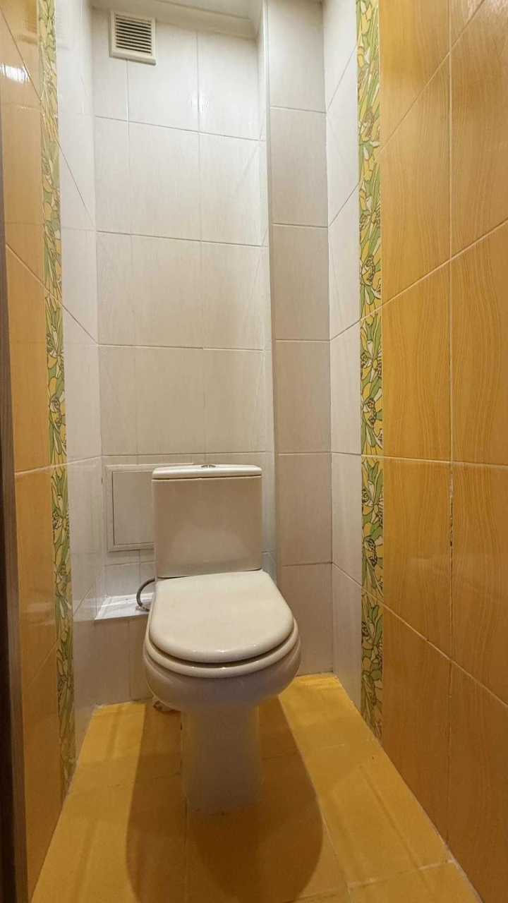 Продаж 2к квартири за адресою просп. Червоної калини, 38/10