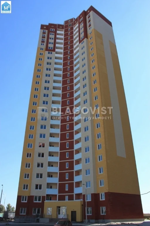 Продається гарна 3-кімнатна квартира на Позняках