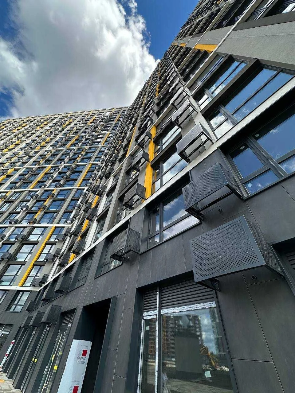 Продаж 1-к квартири з видом на Дніпро ЖК Русанівська Гавань