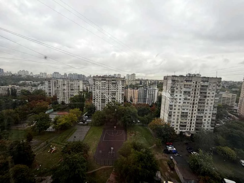 Квартира. Київ, Голосіївський просп.