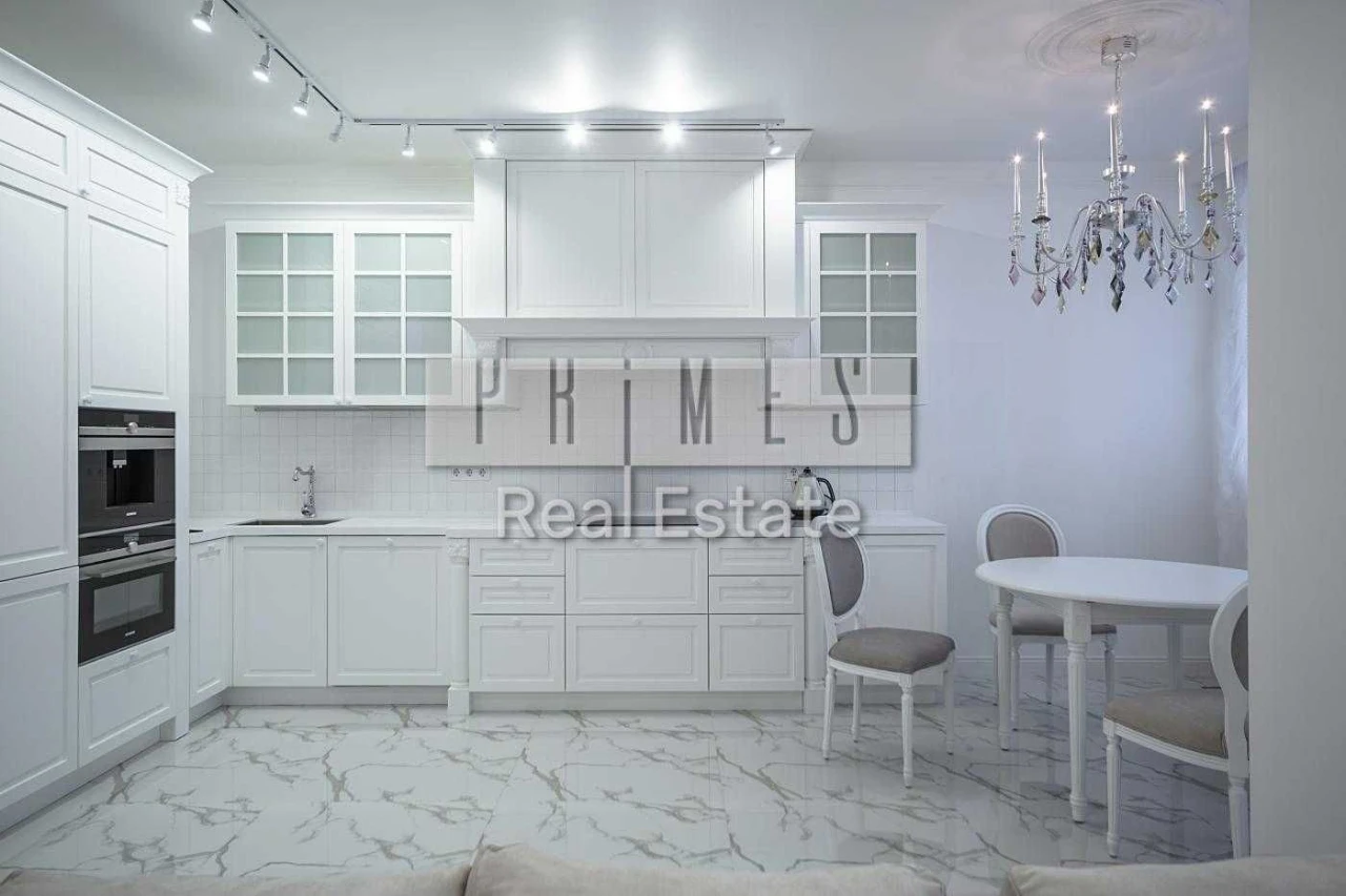 Продаж 3-кімнатна квартира з дизайнерським ремонтом у ЖК Man