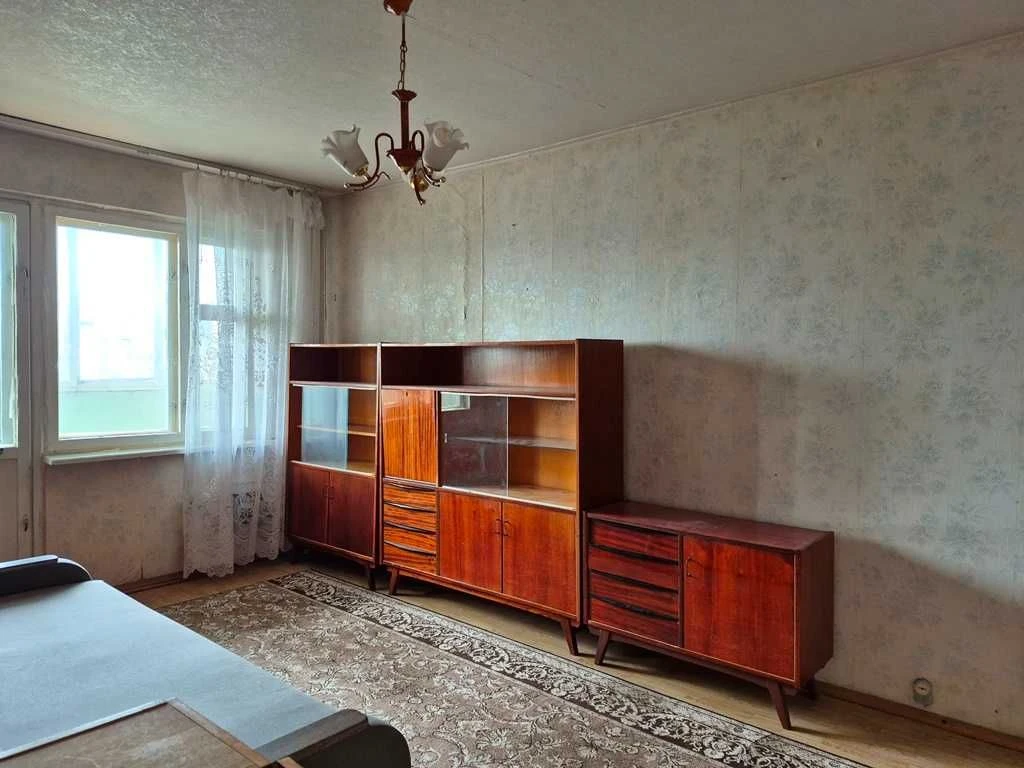 Продам 2-кімнатну квартиру на Позняках, вул. Ахматової,вул.