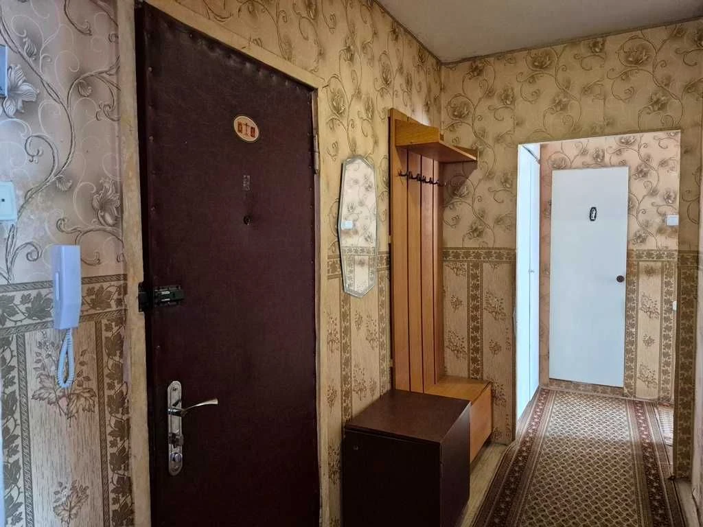 Продам 2-кімнатну квартиру на Позняках, вул. Ахматової,вул.