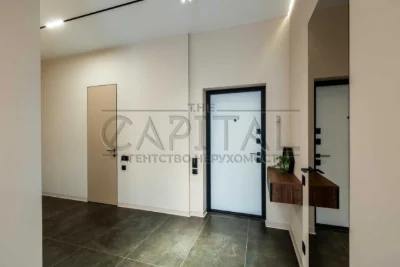 2к квартира в центрі 81м2, клубний будинок на 30 квартир, Ан