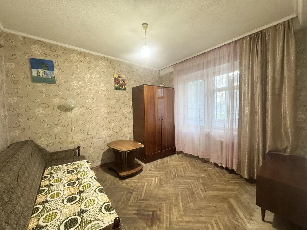 Продам 1 кім. квартиру, бульвар Жуля Верна 13-Г, Святошинськ