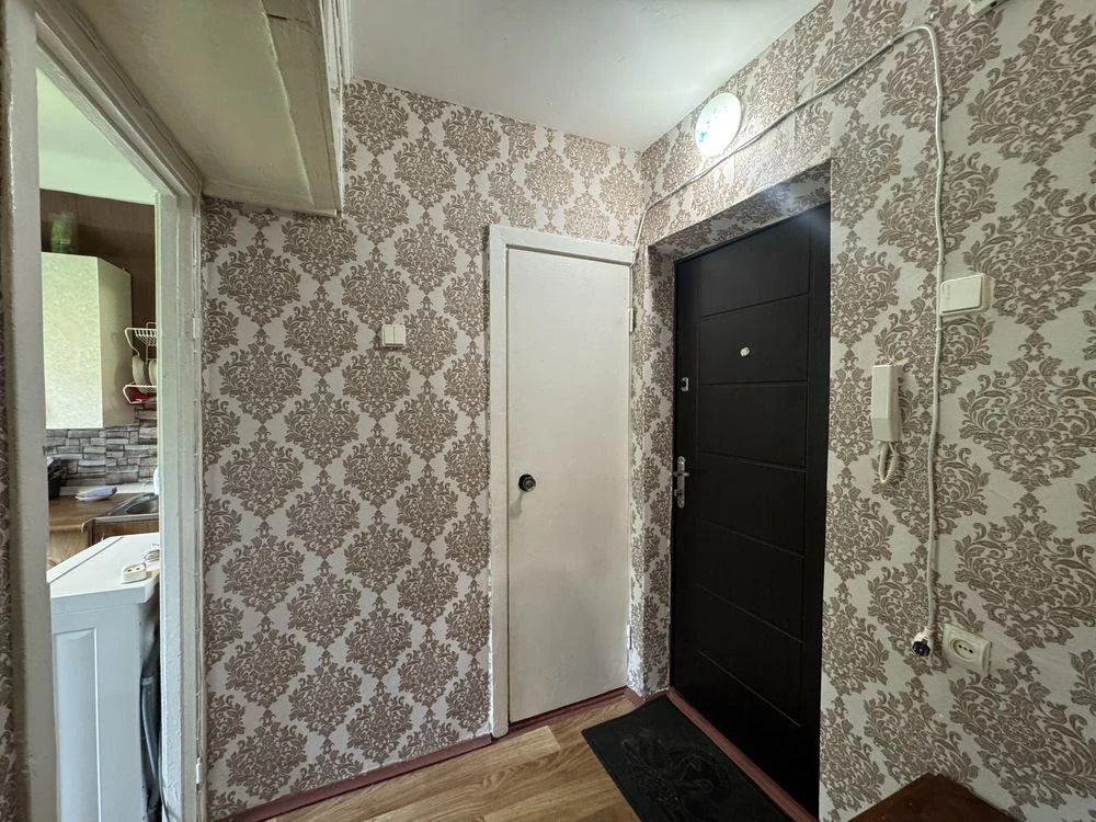 Продам 1 кім. квартиру, бульвар Жуля Верна 13-Г, Святошинськ