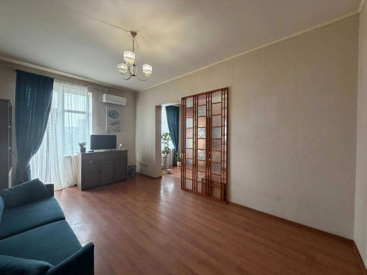 Продаж 2к квартири, Саксаганського 70б, Центр.
