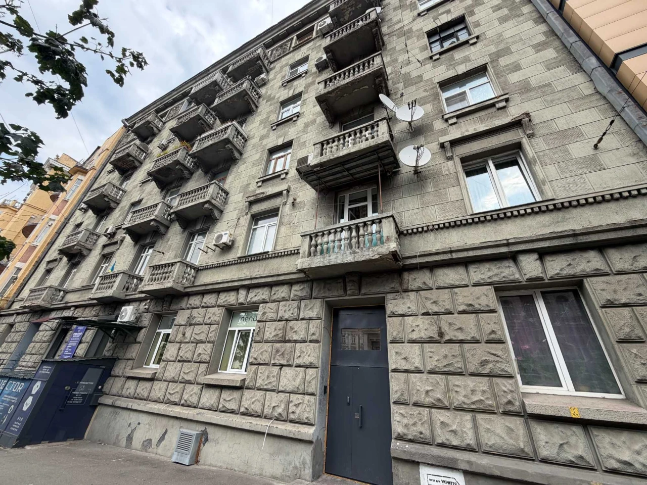 Продаж 2к квартири, Саксаганського 70б, Центр.