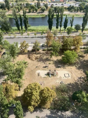 Ентузіастів 13 Русанівка 3кімнатна квартира з ремонтом серед