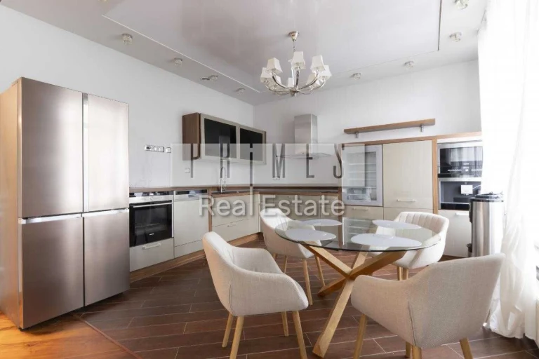 Продам 3к 140 м2 Новопечерские Липки Драгомирова Верхогляда