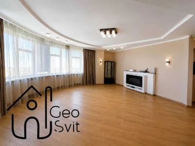 183 м² затишку та безпеки в центрі Києва — 4-кімнатна кварти
