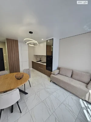 Продаж Квартира Набережна