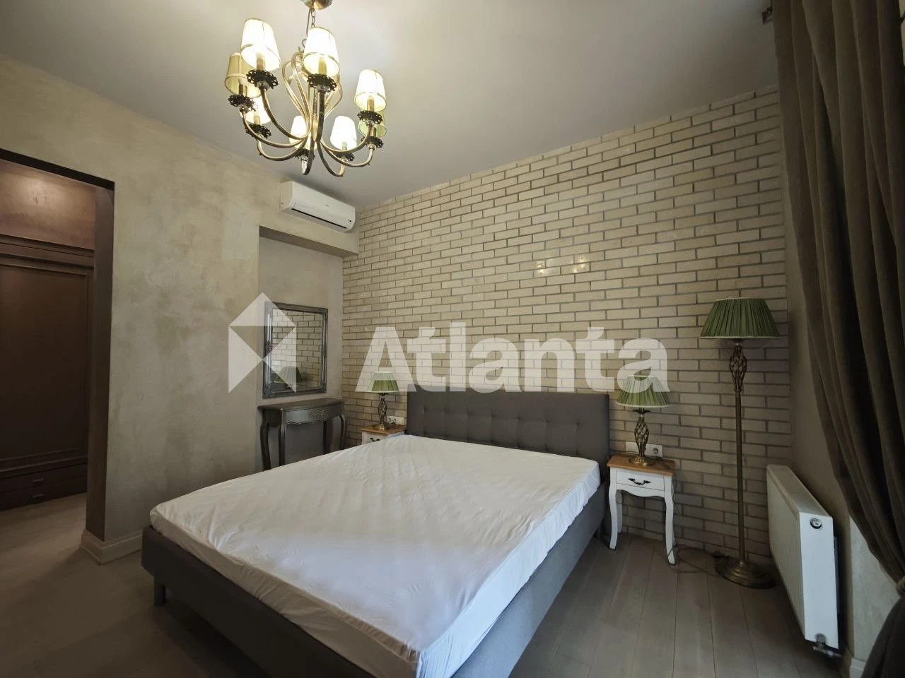 Продаж Новопечерські  Липки - 3К - 120м2