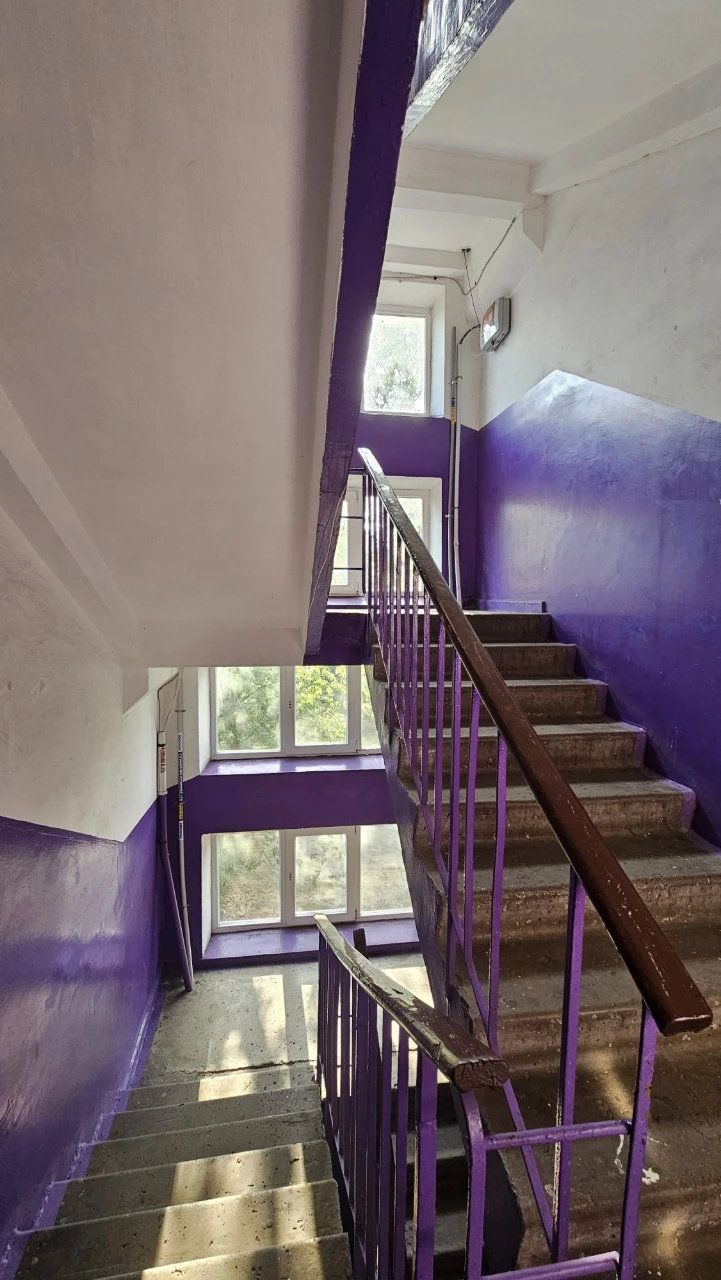Продаж 2к квартири, метро Лівобережна, Воскресенський пр, 18