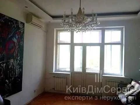Продаж 4 кімнатна квартира Дарвіна 10 Печерськ