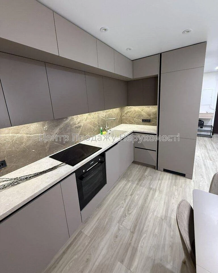 Продаж 1-кімн. квартири 43, 3 м², 9/22 пов, ЖК Атлант, Київ.