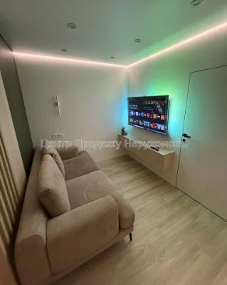 Продаж 1-кімн. квартири 43, 3 м², 9/22 пов, ЖК Атлант, Київ.