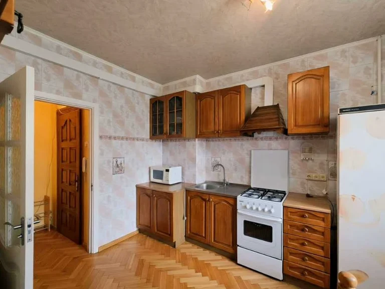 Квартира. Київ, Червоної Калини просп.