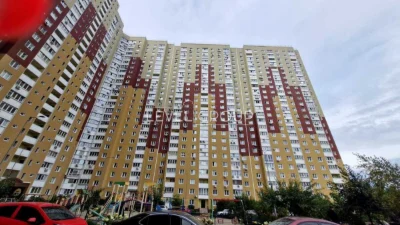 Продаж світлої 1-кімнатної квартири в ЖК «Крістер Град» вул.