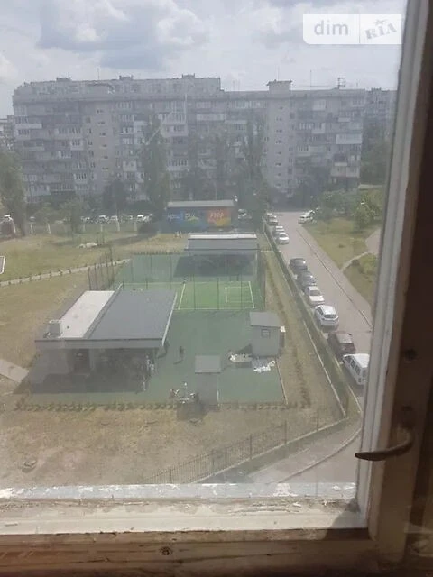 Sale of 3-room apartment 70.6 sq. m on Heroiv Polku AZOV 28A street
