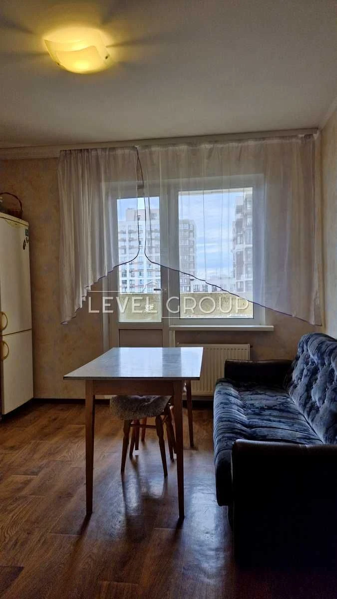 Продаж світлої 1-кімнатної квартири в ЖК «Крістер Град» вул.