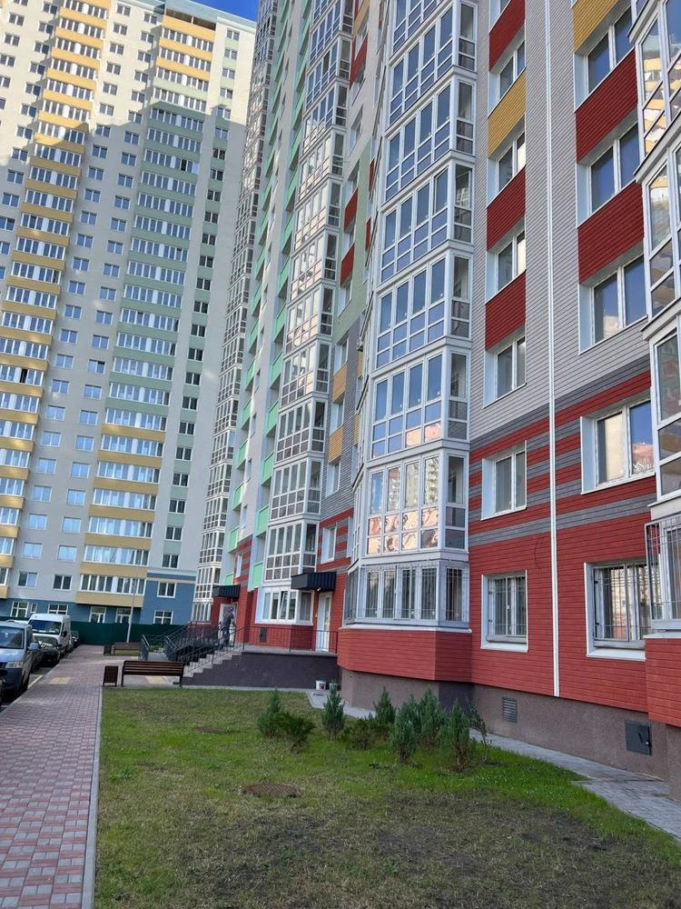 Терміновий Продаж 2-кім за  59 000$ метро Позняки Осокорки 1