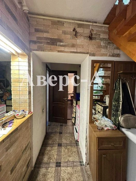 Продам 2-х уровневую квартиру на Бугаевке.