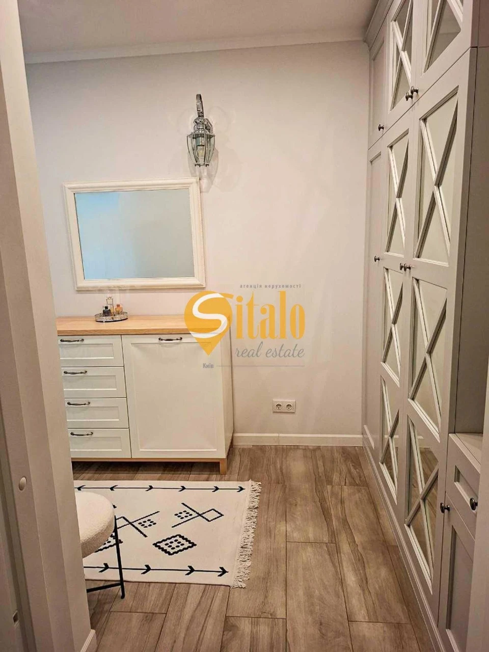 Продаж 2-кім. квартири, Драгоманова, Позняки