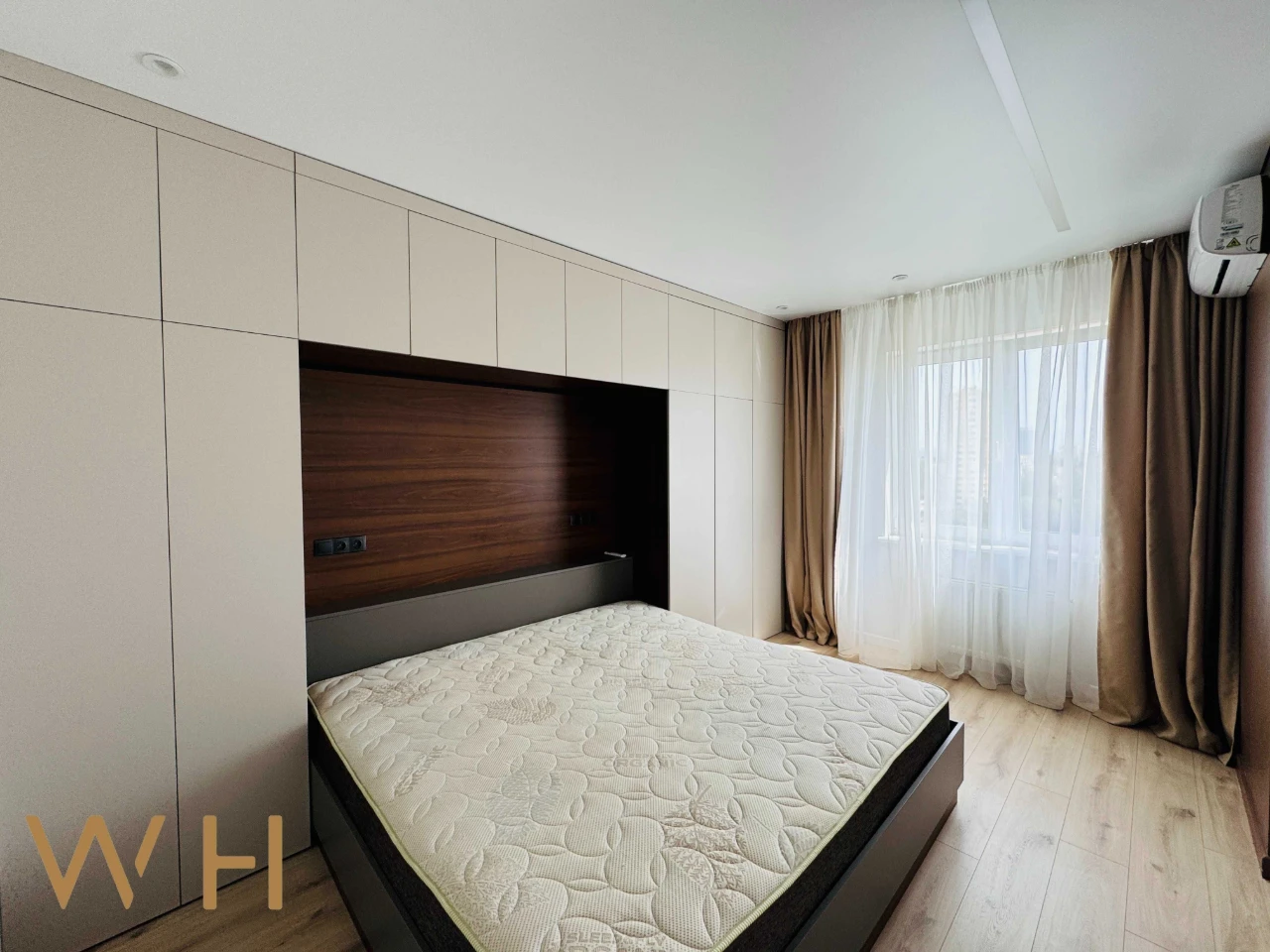Продаж 2 кім. квартири 64,7 кв.м. вул. Новопольова 2, ЖК Fam