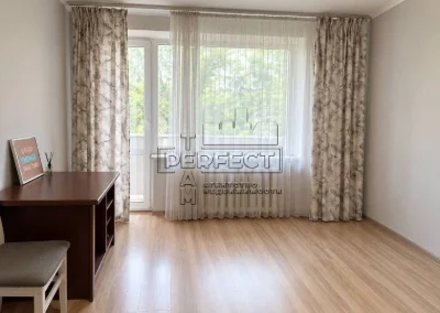 Продаж 1к квартири Вишгородська 10 / Вышгородская 10