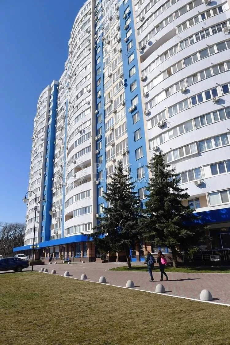 Продаж 1к з ремонтом Сікорського Ігоря  1 ЖК  Зелений Острів