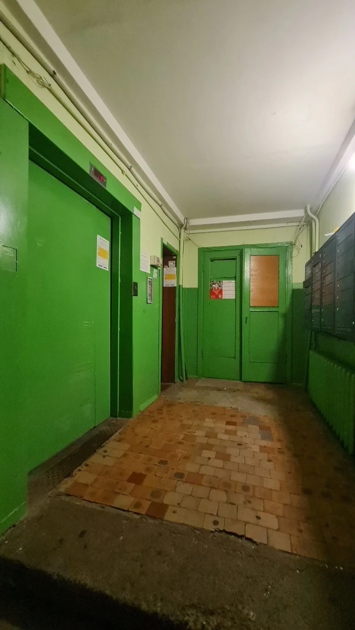 Продаж 2к.квартири,47 м. кв. вул.Попова 8.метро Лісова