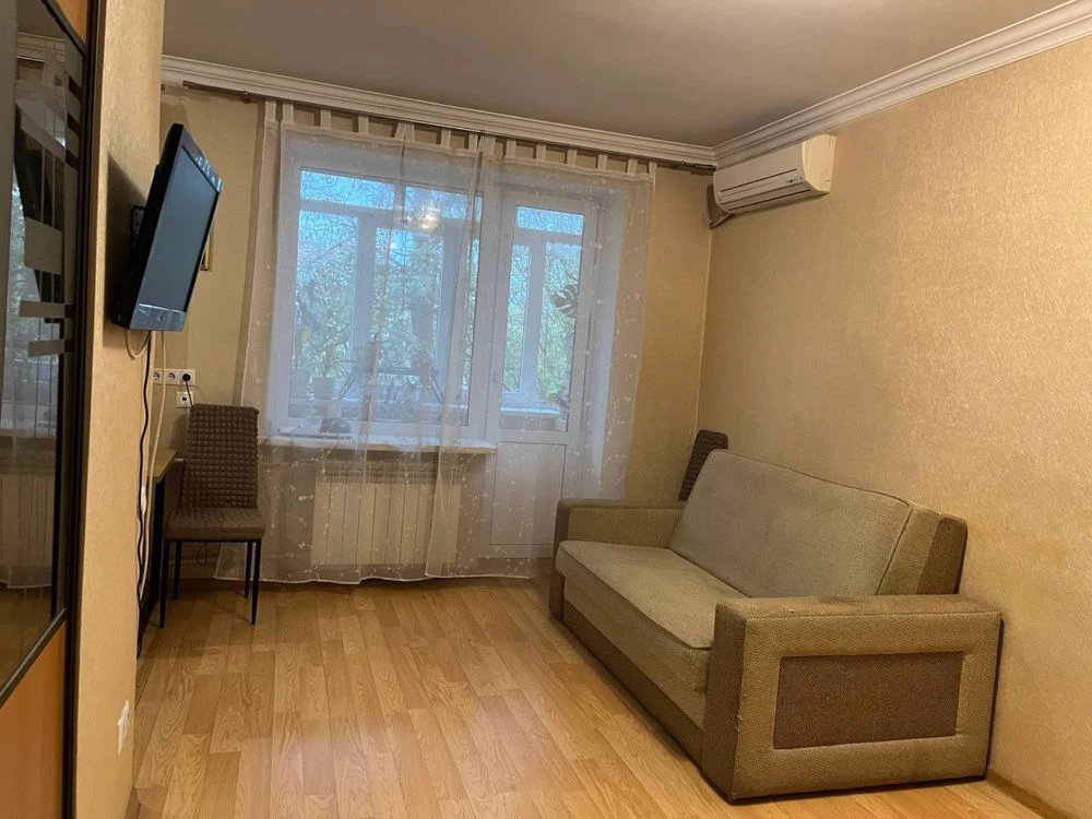 Продаж 1 к.кв.39 м м.Деміївська-10 хв.їзди