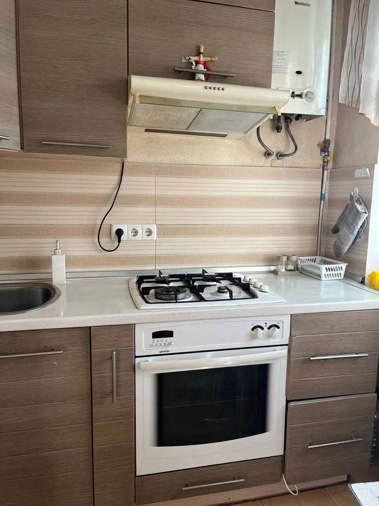 Продаж 1 к.кв.39 м м.Деміївська-10 хв.їзди