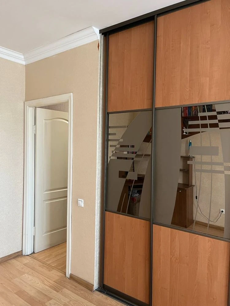 Продаж 1 к.кв.39 м м.Деміївська-10 хв.їзди