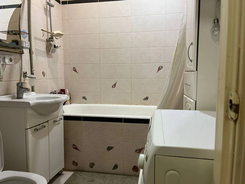 Продаж 1 к.кв.39 м м.Деміївська-10 хв.їзди