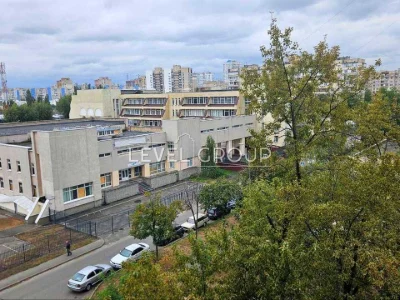 Квартира. Київ, Санаторна вул.