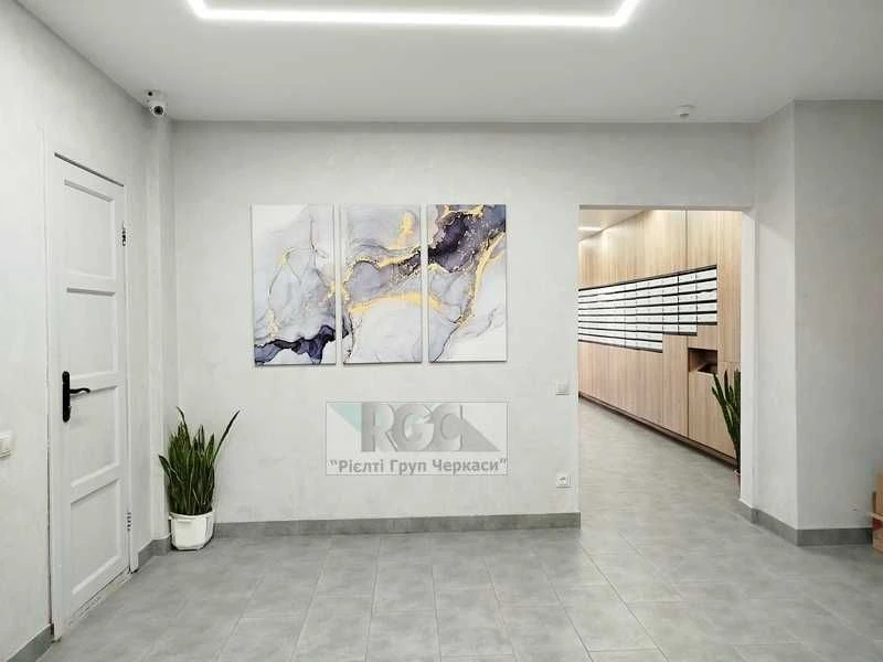 Продаж квартири в центрі міста по вулиці Дашковича, 3