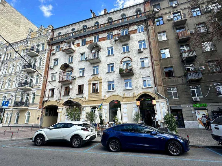 Квартира. Київ, Івана Франка вул.