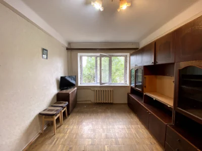 Продаж однокімнатної вулиця Гашека 17/2