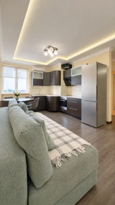 Без % Продаж 2 кім квартири з Ремонтом 75.6 кв.м в Автономно
