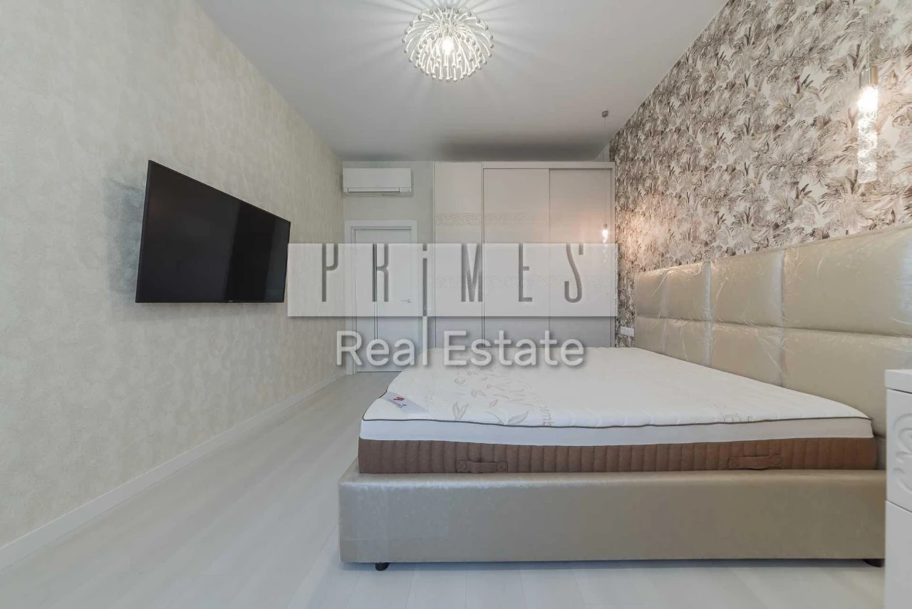 Продаж видової 2-кімнатної квартири, 74 м | ЖК «Престиж Хол»