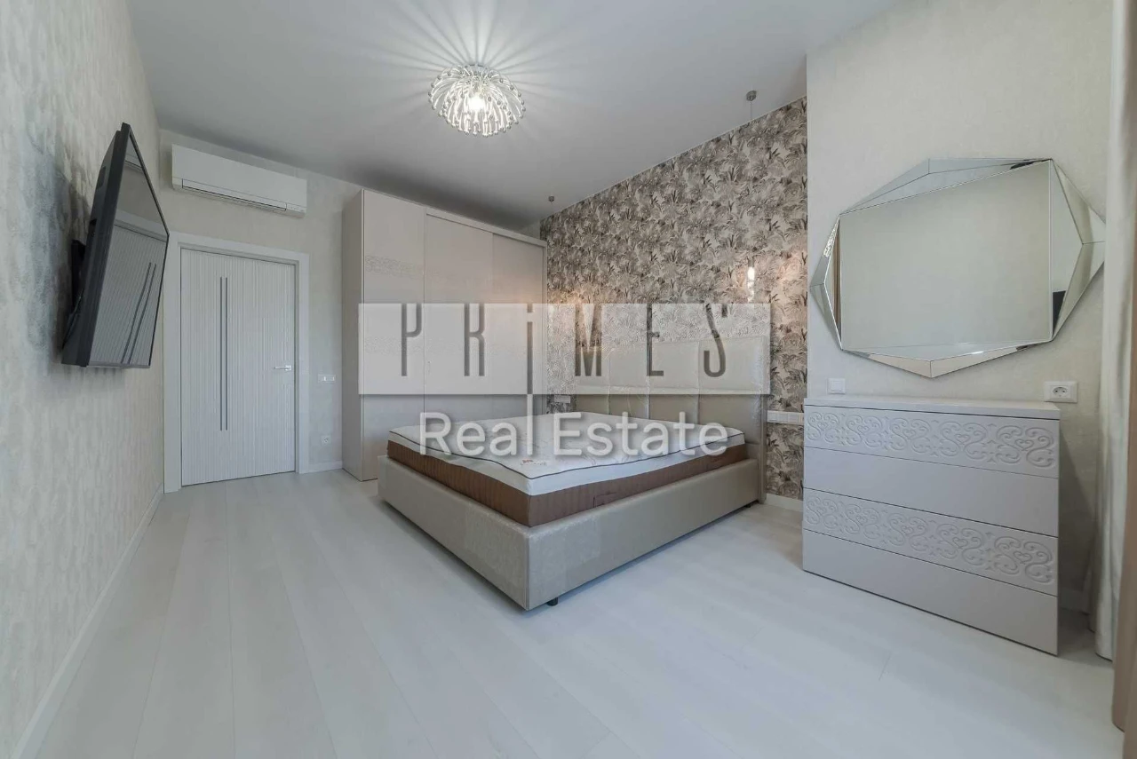 Продаж видової 2-кімнатної квартири, 74 м | ЖК «Престиж Хол»
