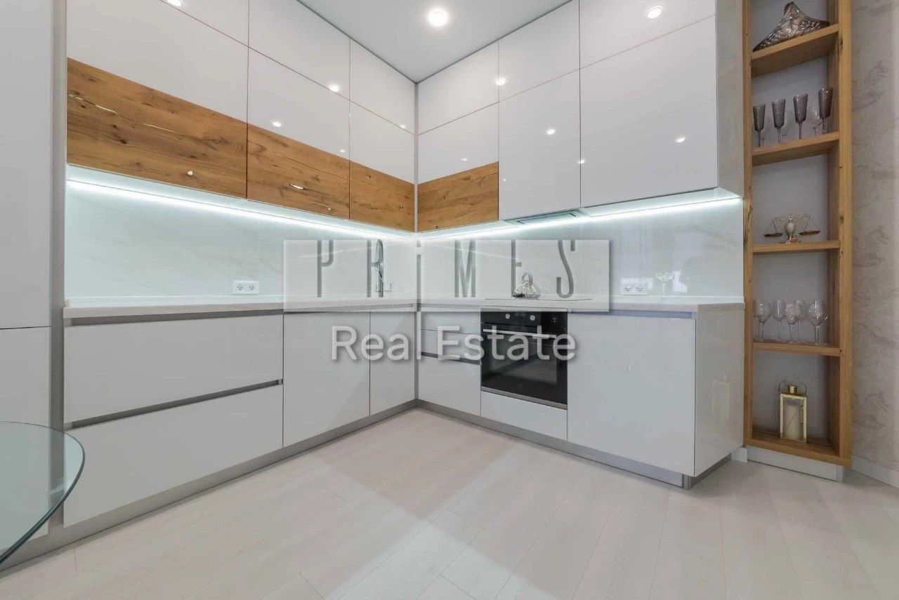 Продаж видової 2-кімнатної квартири, 74 м | ЖК «Престиж Хол»