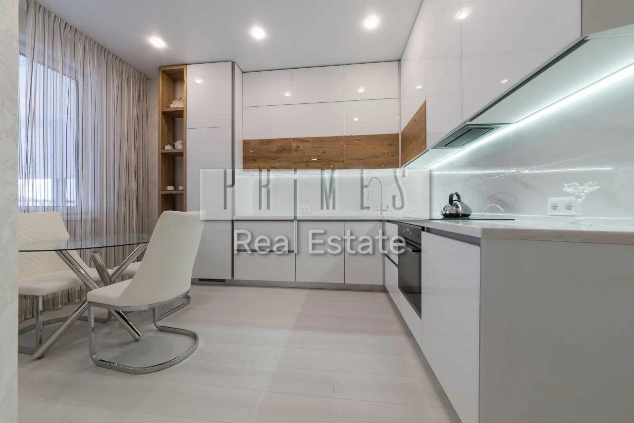 Продаж видової 2-кімнатної квартири, 74 м | ЖК «Престиж Хол»